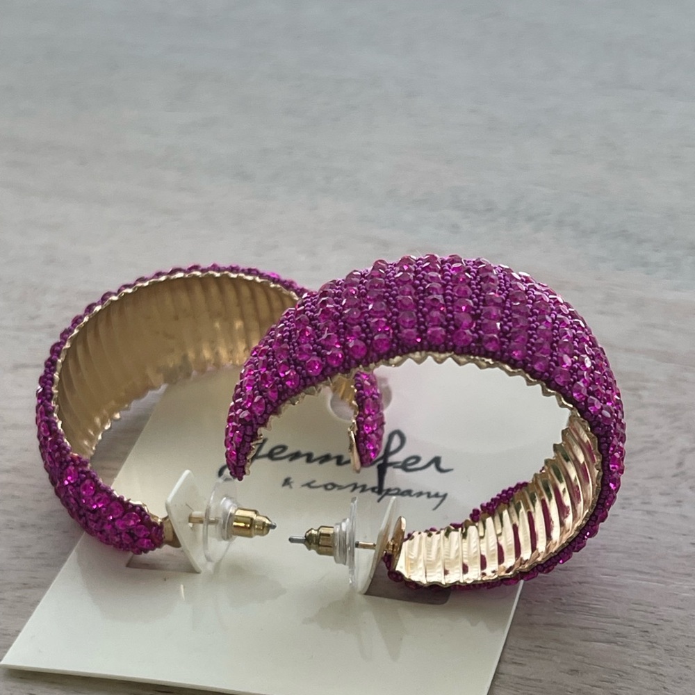 Chic Pink and Gold Earrings with Delicate Craftsmanship - Picture 5 of 11